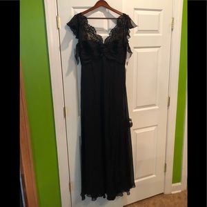 Evening Dress/Gown